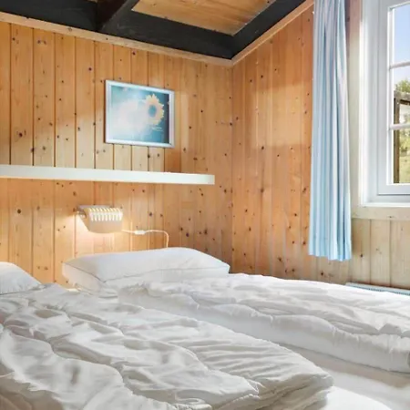 2504-romo-gl-skinnevej-12 Holiday home *