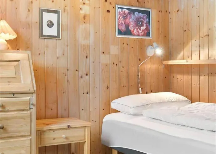 2504-romo-gl-skinnevej-12 بيت للعطل Kongsmark